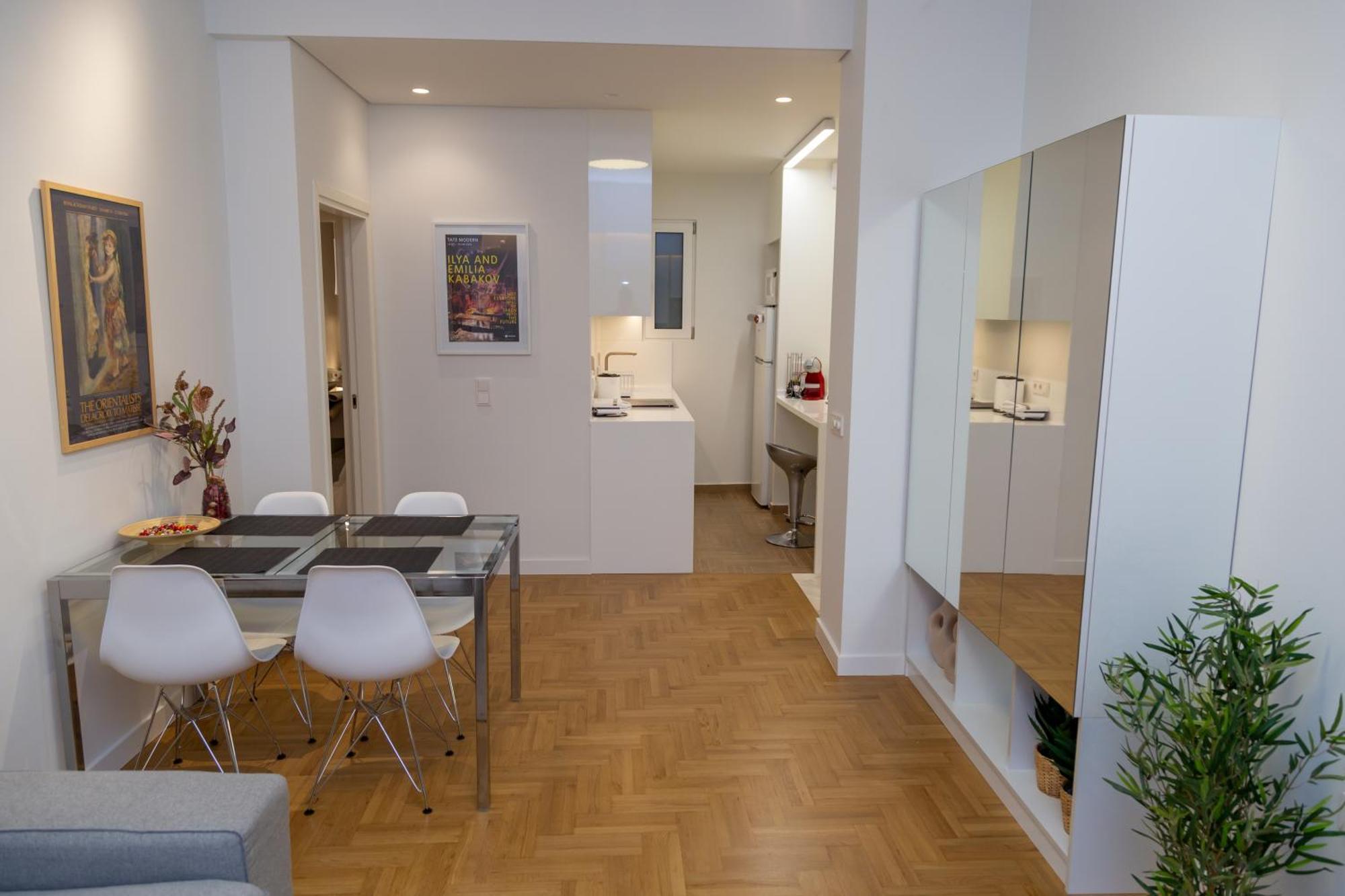 Comfort & Elegance In Kolonaki - 2bd Apartment Athens